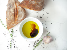 Load image into Gallery viewer, Greek Extra Virgin Olive Oil - 16.9 Fl oz (500ml)
